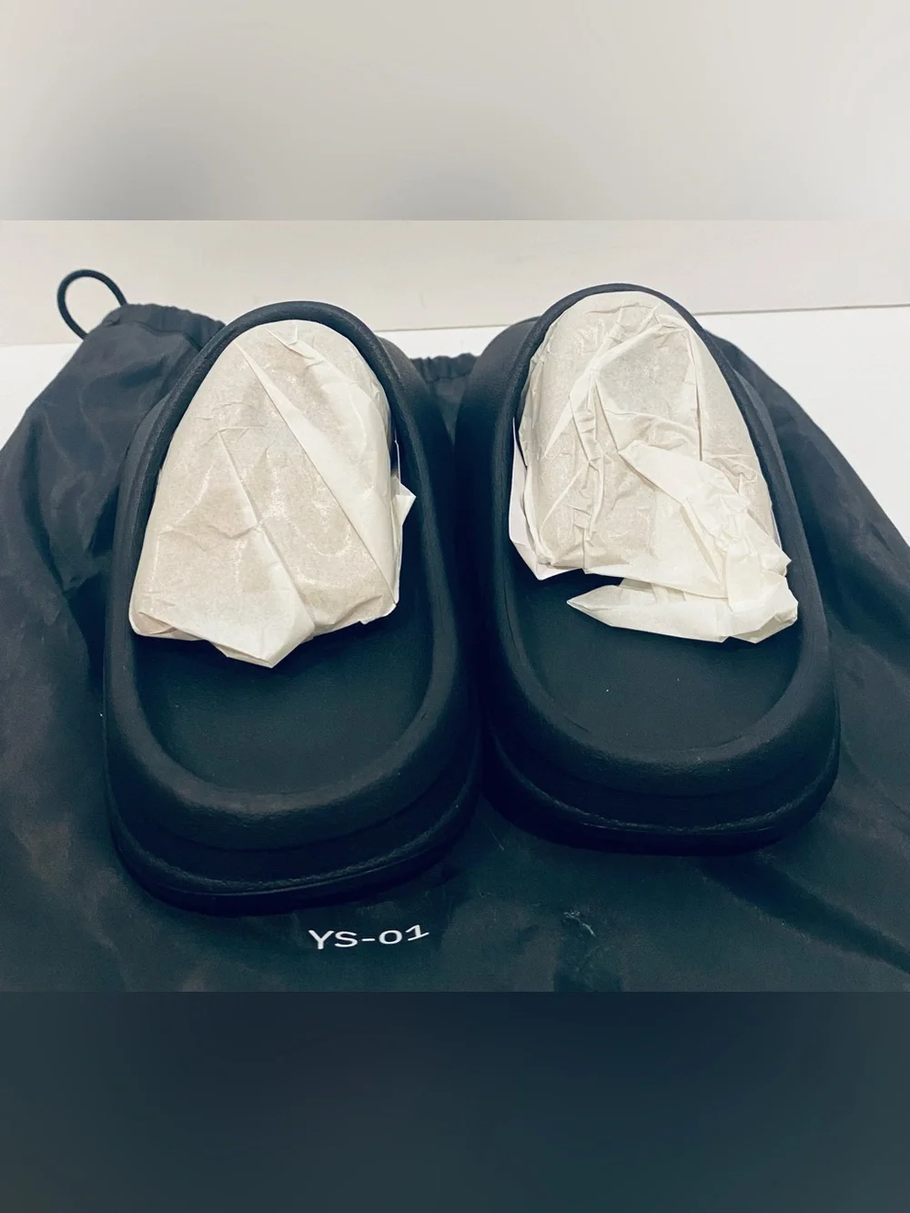 YZY YS-01 Black Slides Kanye West Men’s Size 14 New With Dust Bag Sandals
